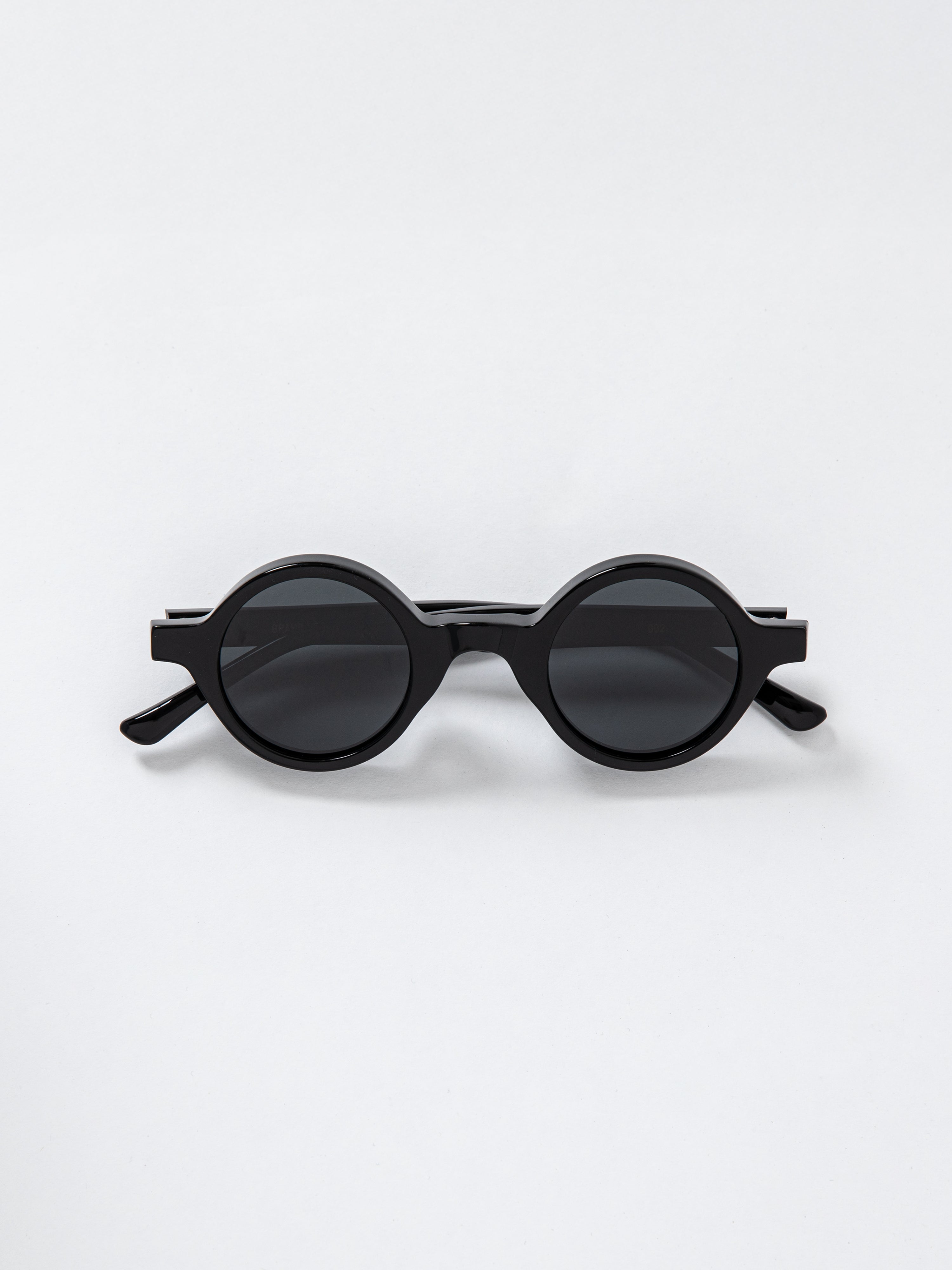 Acetate Black 002