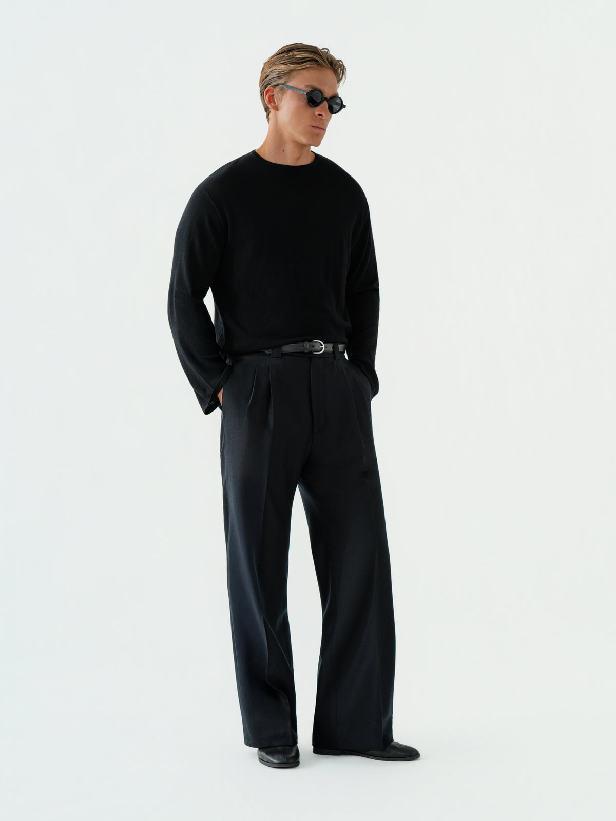 Black Flannel Wool Belt Trousers (Extra Wide Fit)