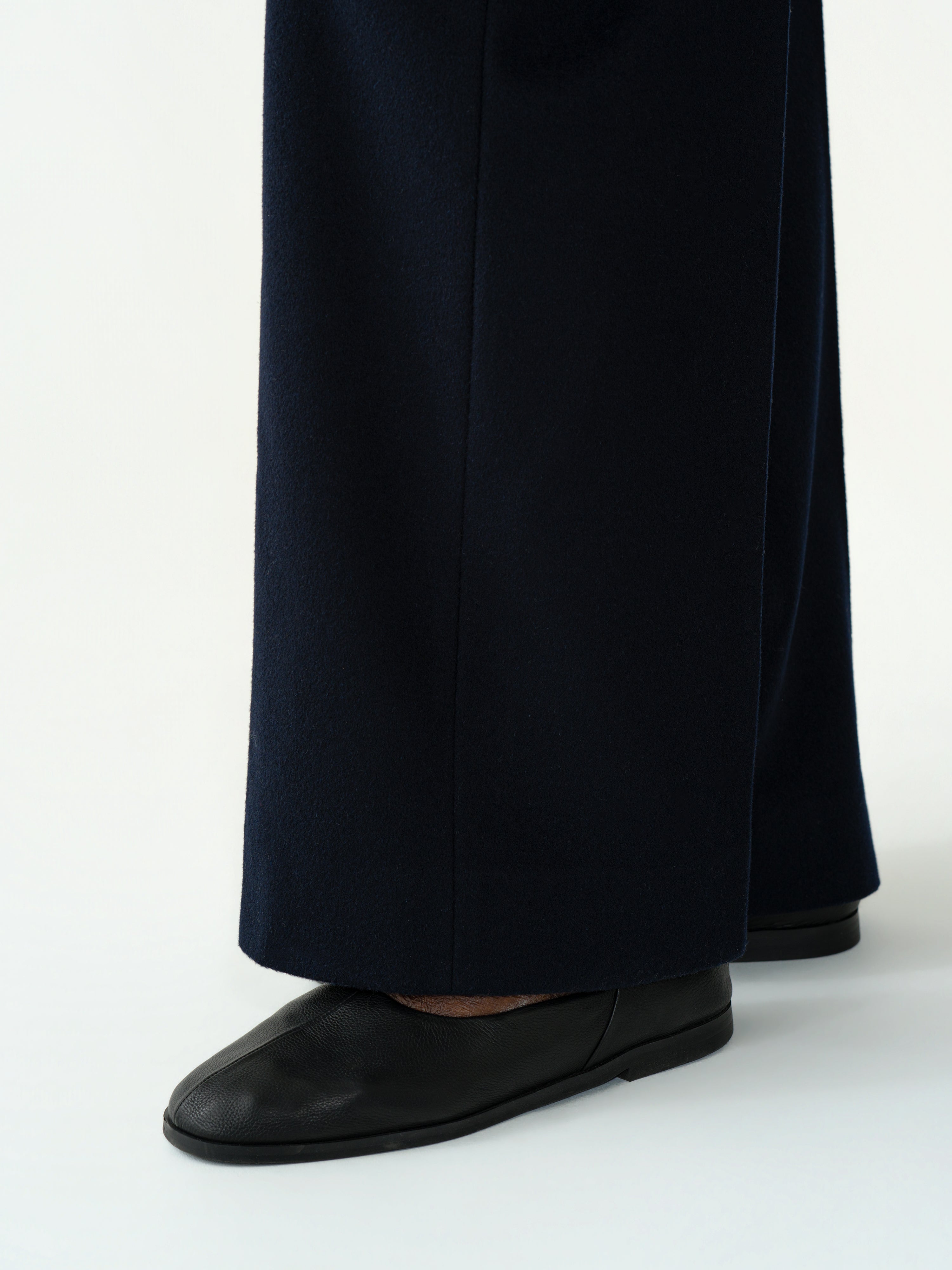 Navy Wool Cashmere Suit (Casual Fit)