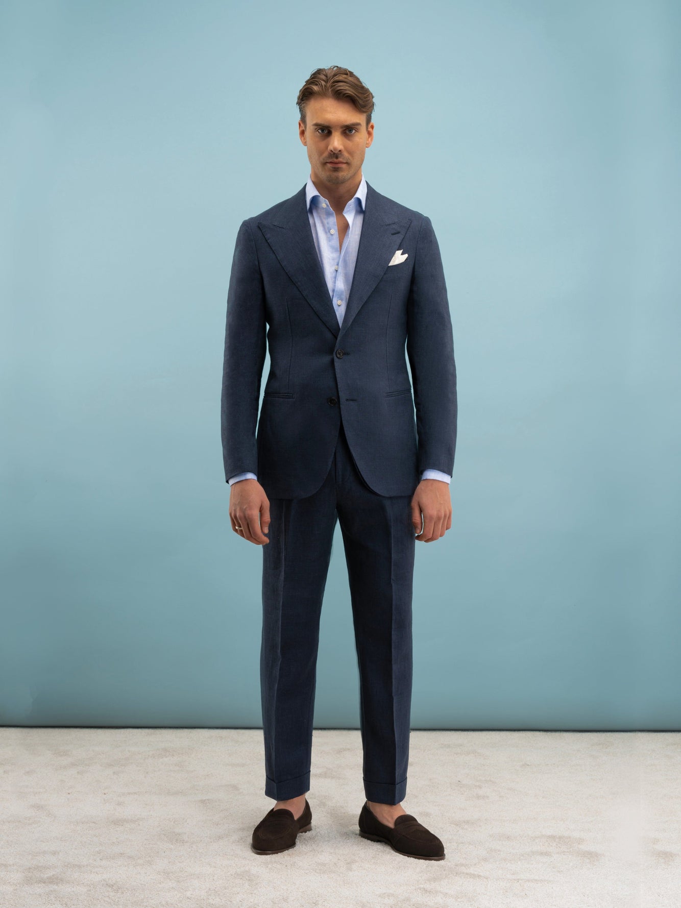 Grand Le Mar  Navy Linen Suit Effortless Style for Warm-Weather Elegance.